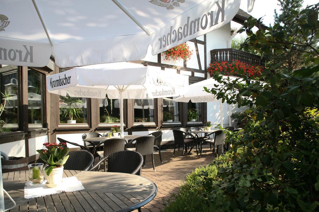 Landhotel Teuteberg Bad Arolsen Exteriör bild