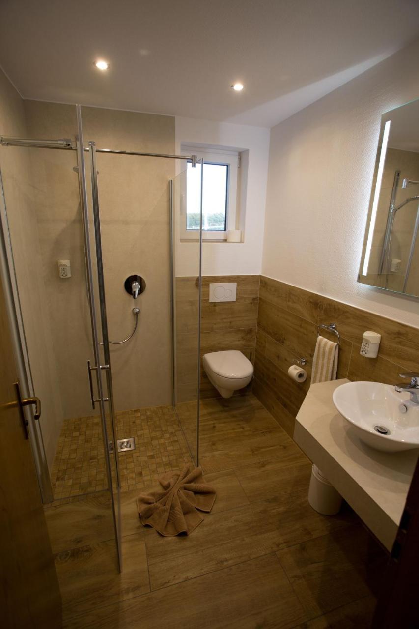 Landhotel Teuteberg Bad Arolsen Exteriör bild